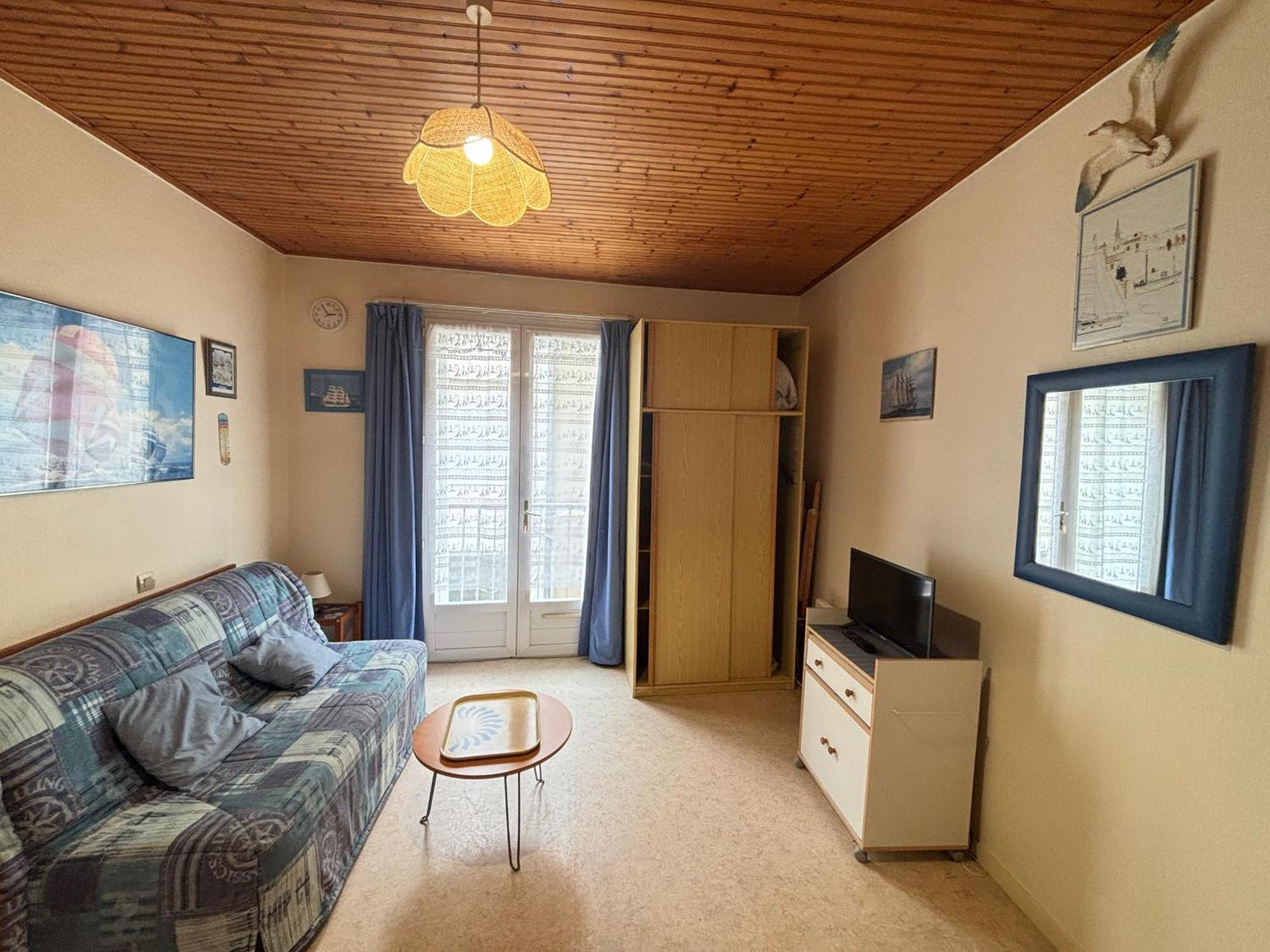 Studio Pratique Pres De La Plage - Fr-1-197-261 莱萨布勒-多洛讷 外观 照片